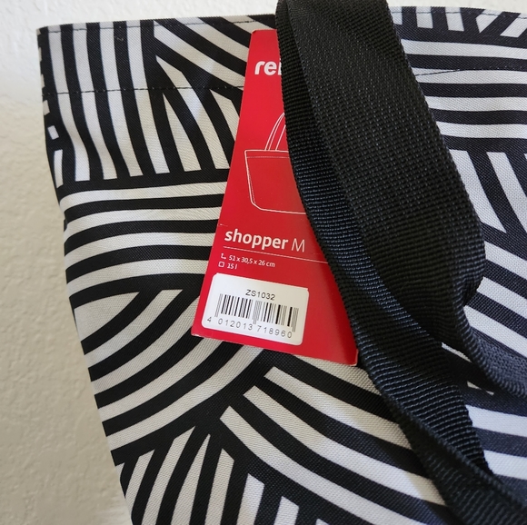 REISENTHEL SHOPPER M Reusable Black and White Polyester Shopping Bag with Zipper - Picture 4 of 12